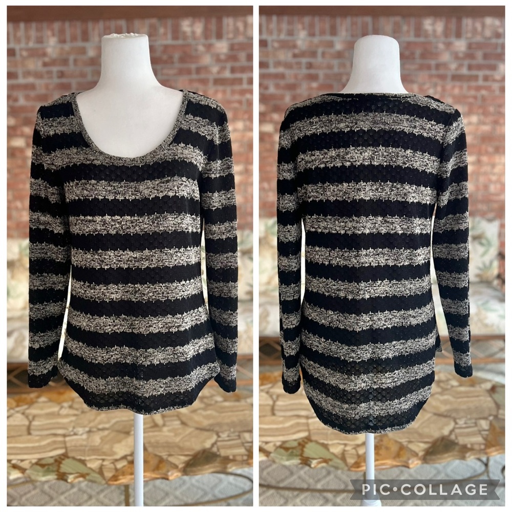 Xhilaration Black Beige Crochet Knit High Low Lightweight Top M Casual